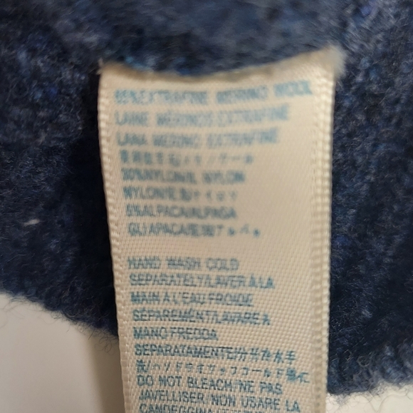 Rebecca Minkoff size M cut-out sweater extra fine Merion wool blend - Picture 9 of 12